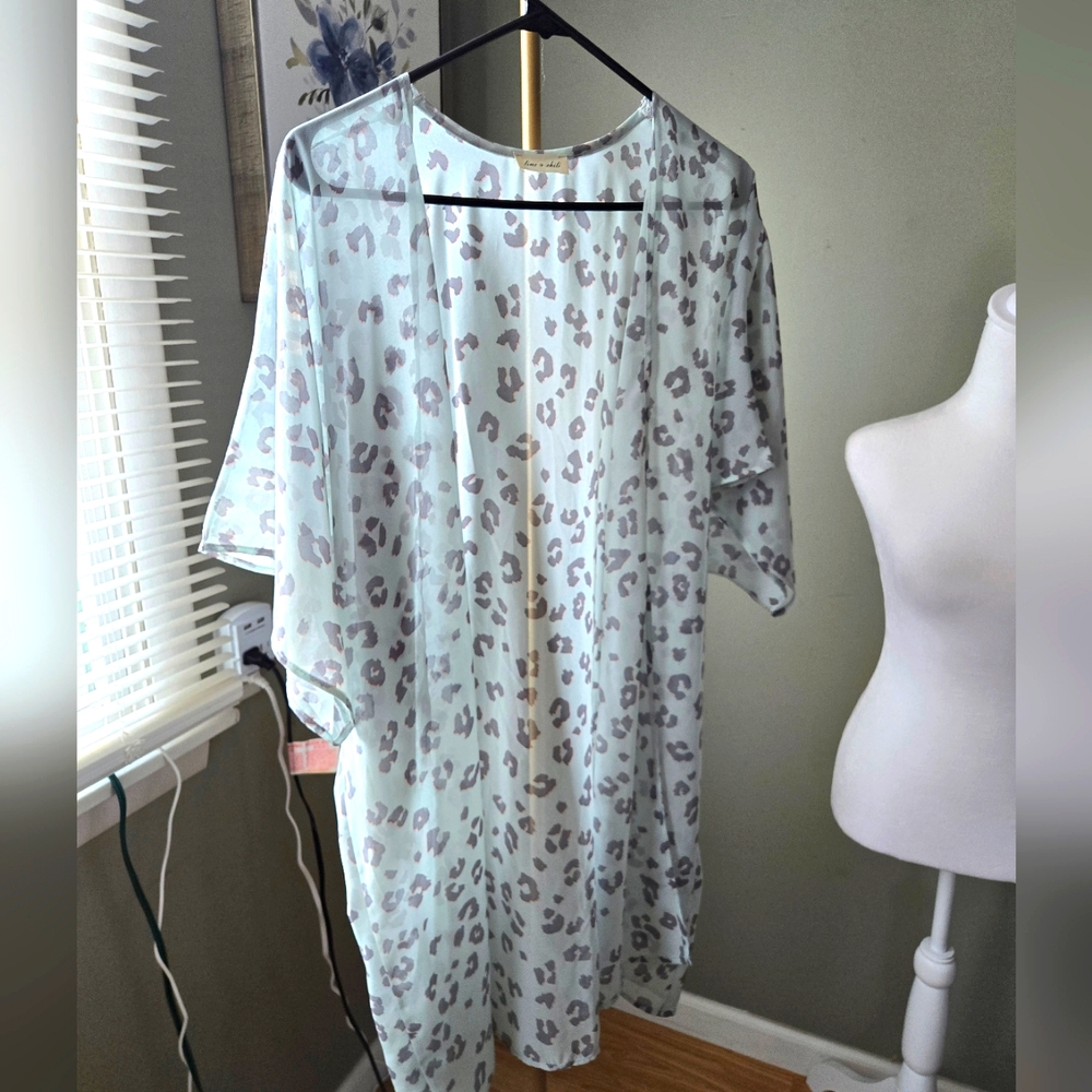 Lime & Chili Animal print  Kimono sz Lg